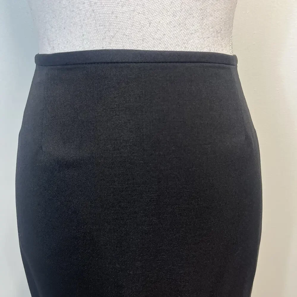 Le Suit Torino Black Pencil Skirt Sz 10 Straight Knee Length Professional Wear